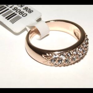 Rose Gold jewelry studded ring